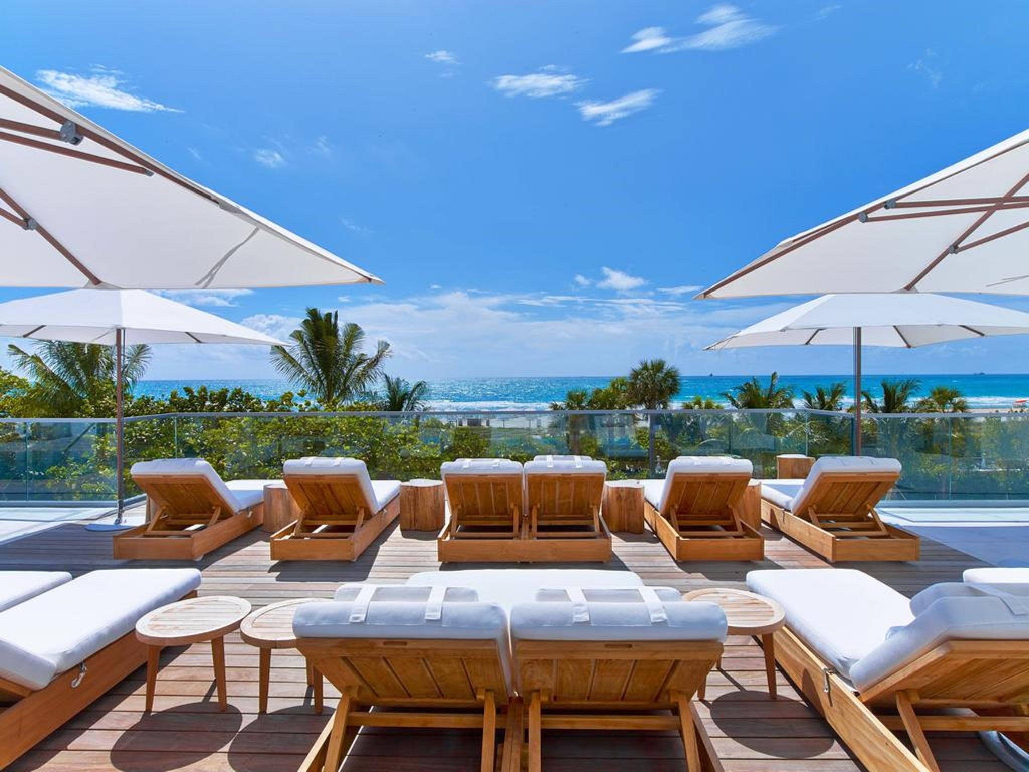 1 Hotel South Beach Miami Beach Exterior photo The rooftop pool at the SLS Brickell