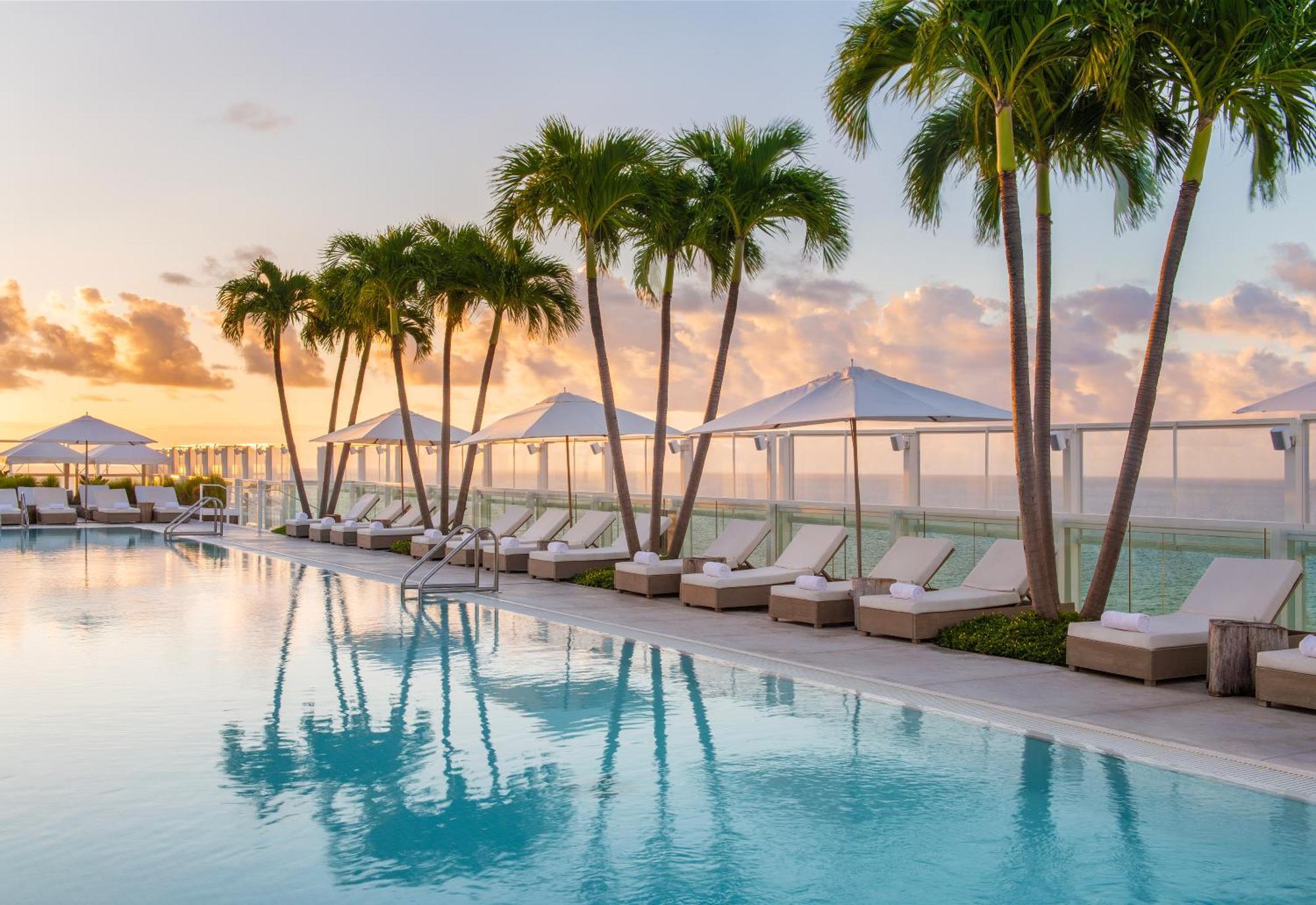 1 Hotel South Beach Miami Beach Exterior photo The pool at the Four Seasons Hotel