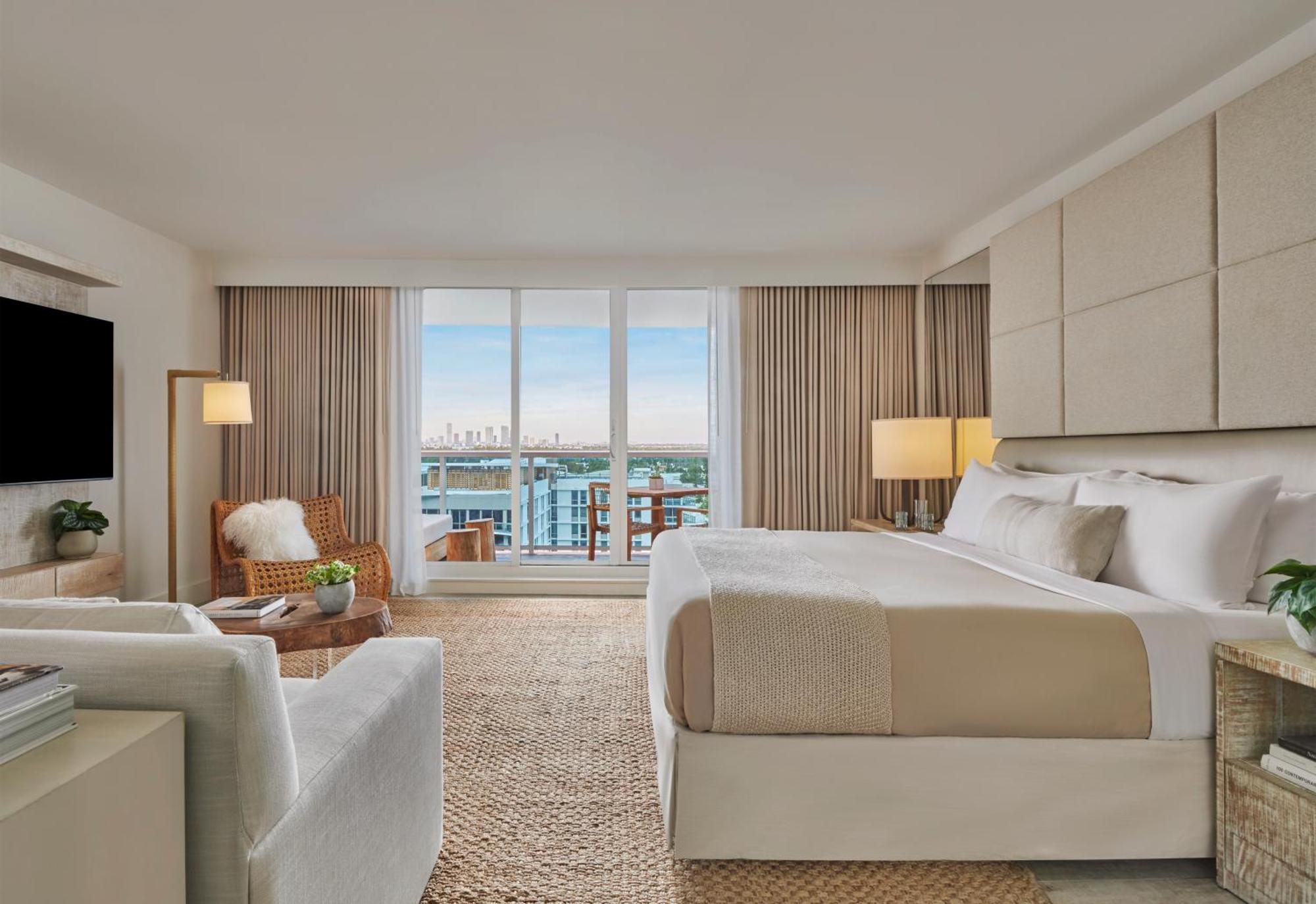 1 Hotel South Beach Miami Beach Exterior photo A guest room at The Westin Fort Lauderdale